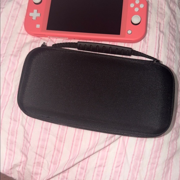 Nintendo Handheld Console - Pink Delight - Picture 6 of 7